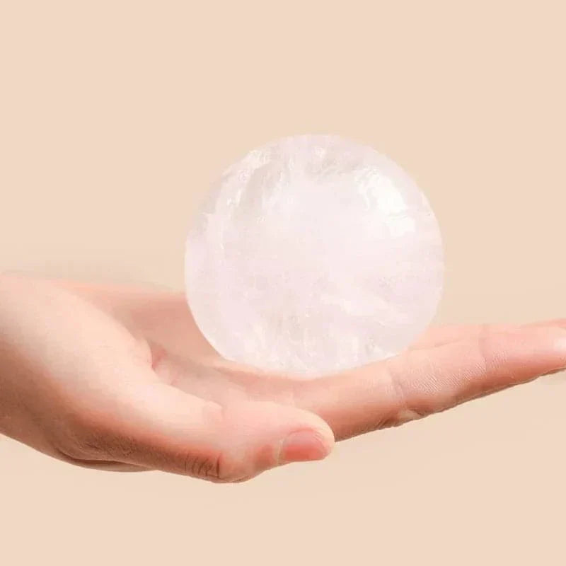 Hielera de silicona con molde esférico para hielo